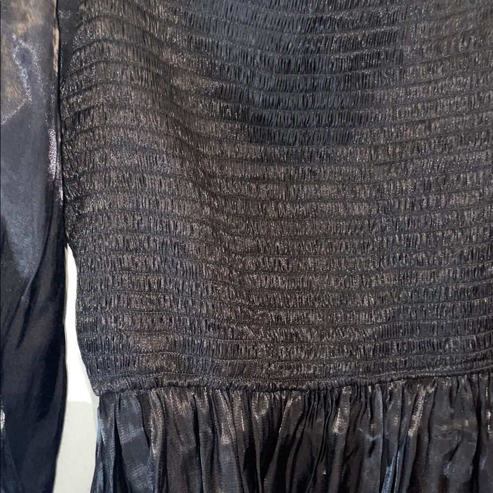 Andree Elegant Black Blouse - Picture 3 of 5